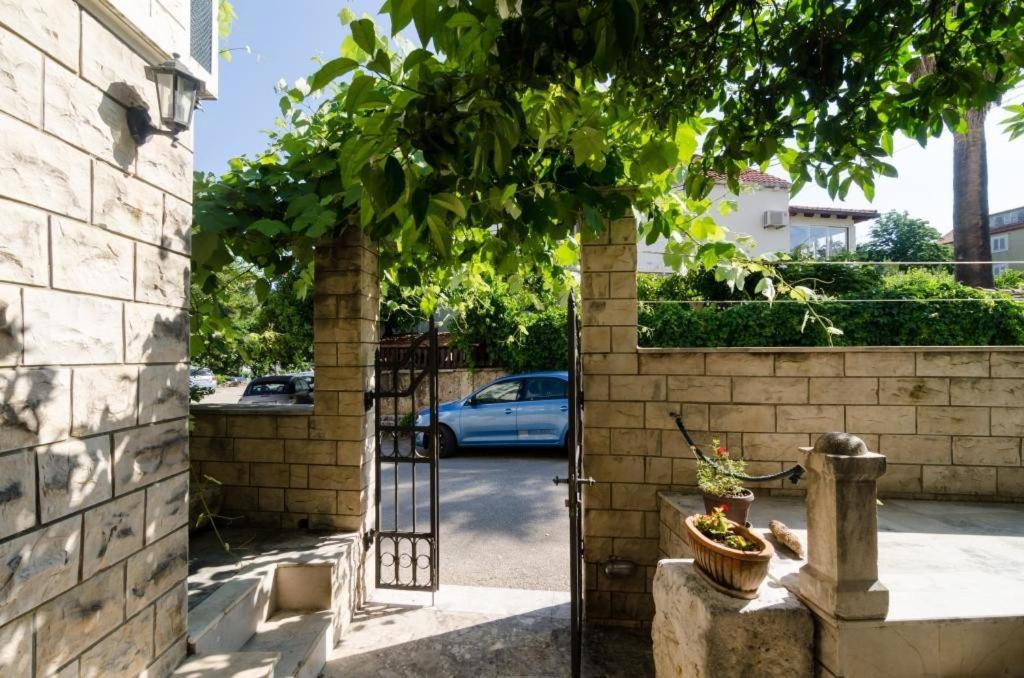 Apartment Wild Orange Dubrovnik Exterior photo